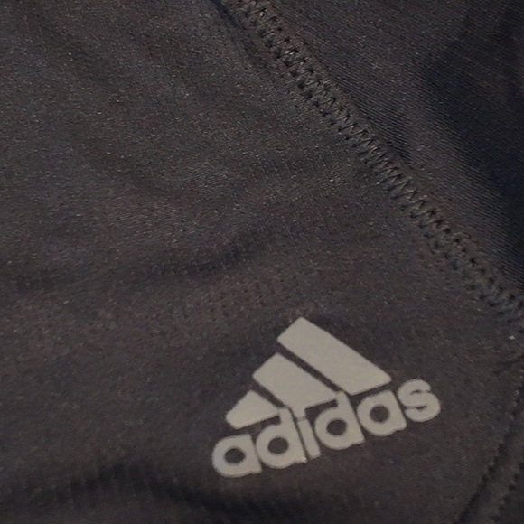 Adidas Designed for training Tank top with built in bra, Size M - Picture 5 of 6